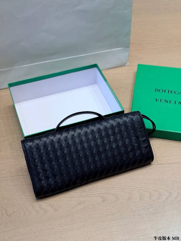 Bottega Veneta Black shoulder bag — 1:1 Replica