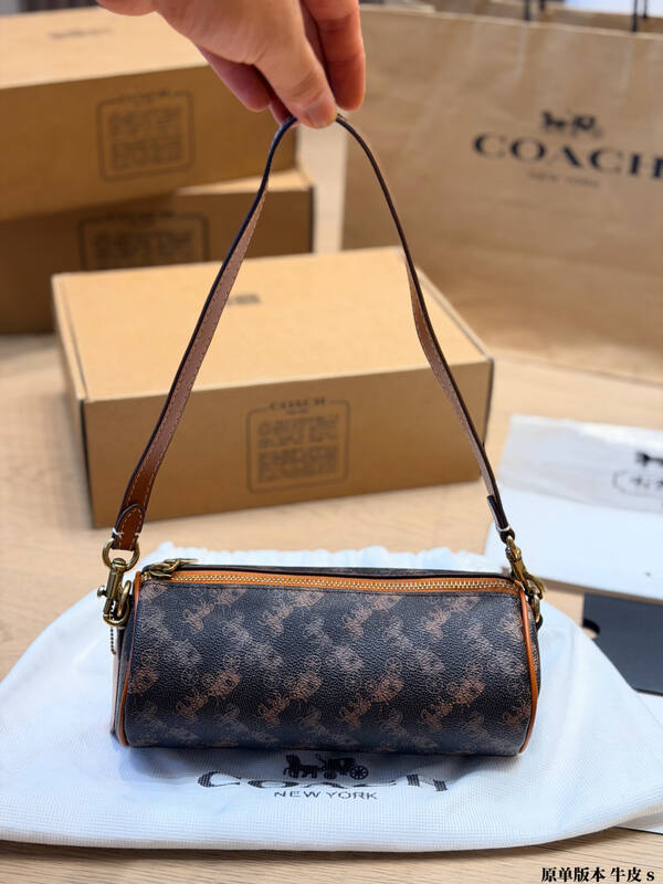 Coach Pink 25x18x10cm shoulder bag — 1:1 Replica