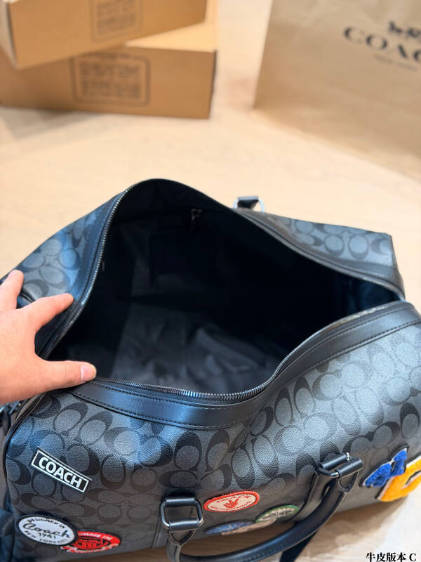 Coach Charcoal Signature Canvas with patches 45x26x20cm travel bag / luggage bag / duffle bag — Premium Replica