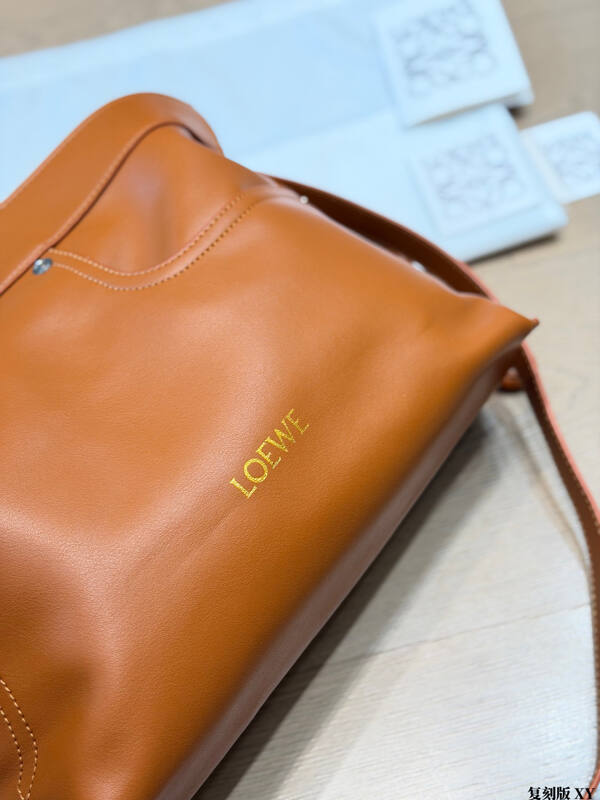 Loewe Brown shoulder bag — 1:1 Replica