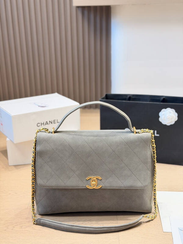 Chanel Black shoulder — AAA Quality Replica