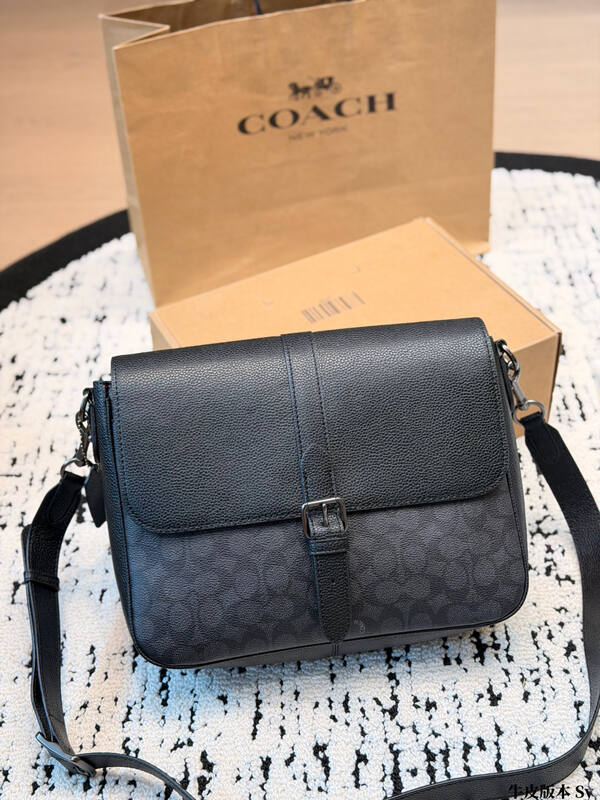 Coach Black shoulder bag — AAA Quality Replica