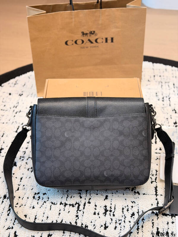Coach Black shoulder bag — AAA Quality Replica