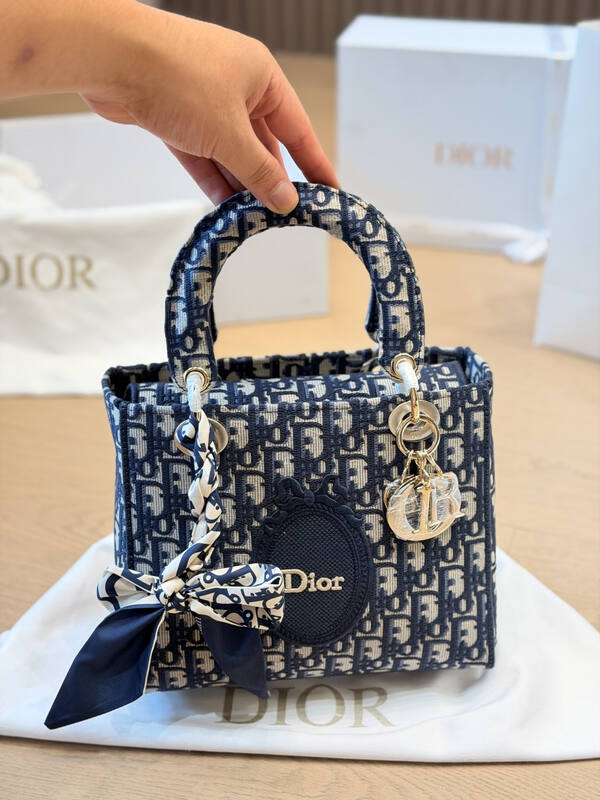 Dior Lady Blue Oblique everyday — 1:1 Replica