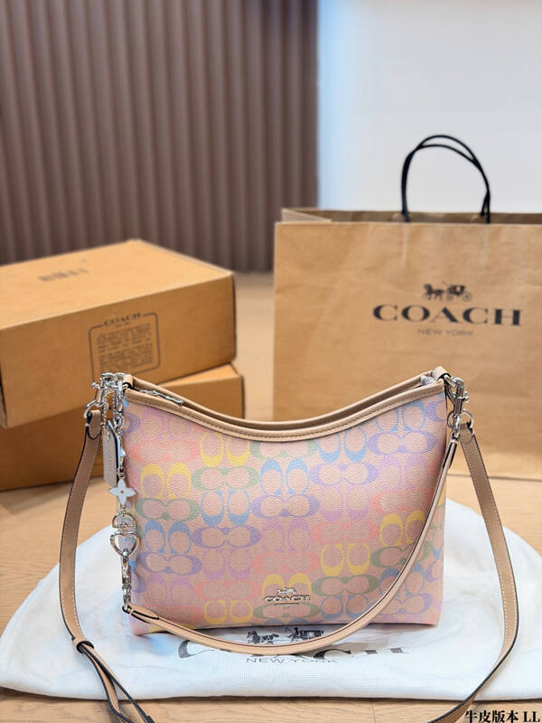 Coach Monogram shoulder bag — Premium Replica
