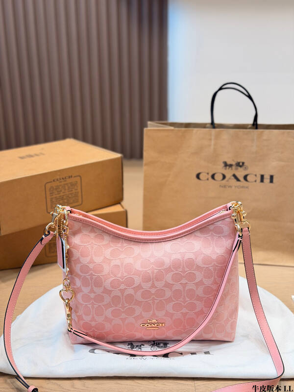 Coach shoulder bag — 1:1 Replica