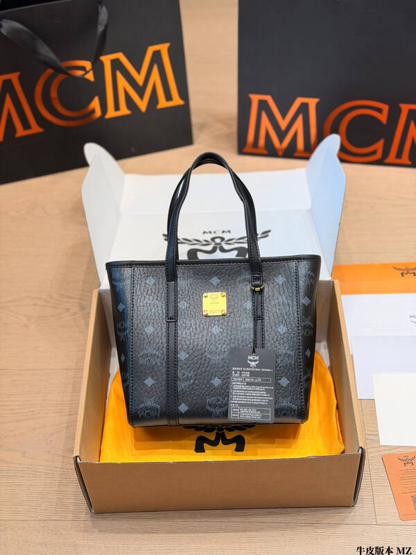 MCM Toni Visetos shoulder bag — Top Quality Replica