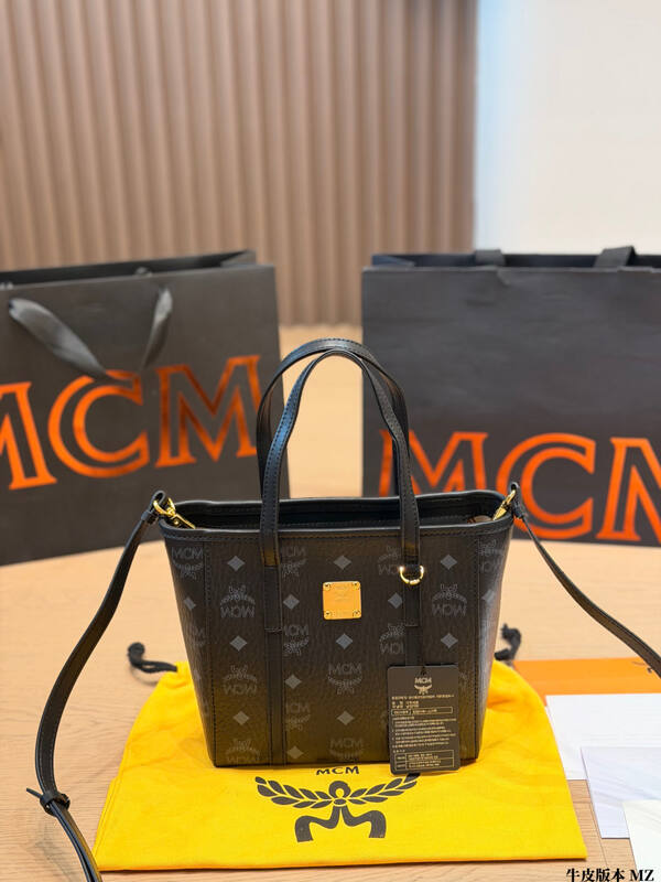 MCM Toni Visetos shoulder bag — Top Quality Replica