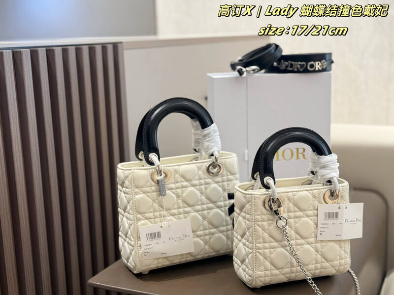 Dior Lady Cream quilted leather with black handles 17 crossbody — 1:1 Replica
