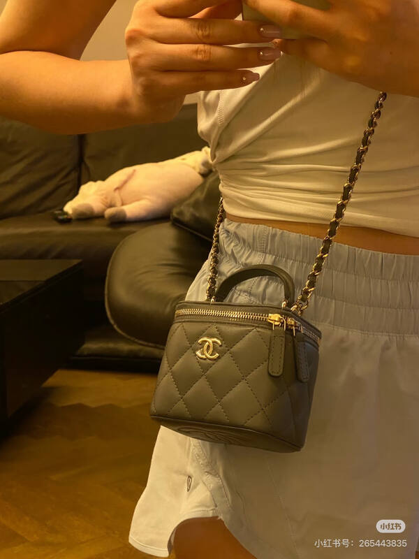 Chanel Vanity Case Black mini crossbody — 1:1 Replica