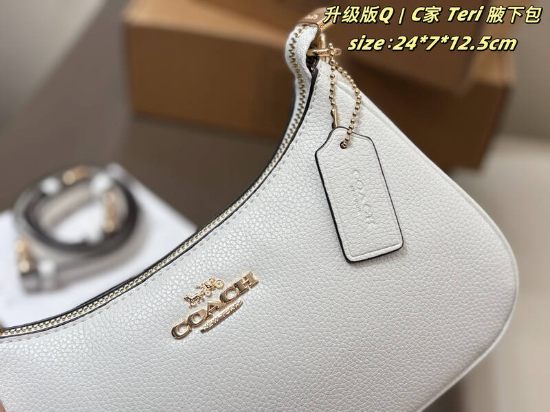 Coach White shoulder bag — Premium Replica