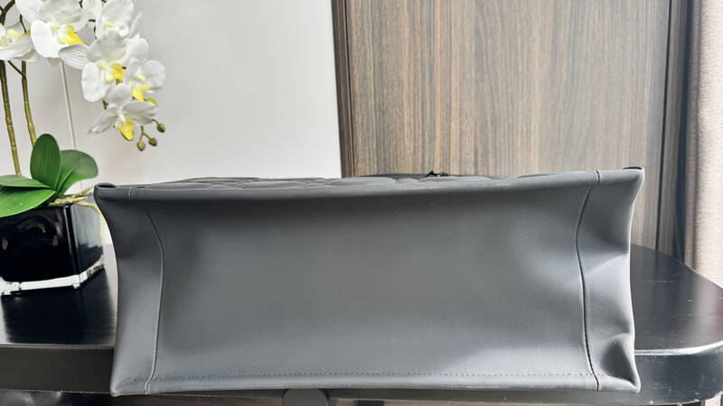Dior Book Tote Black — 1:1 Replica