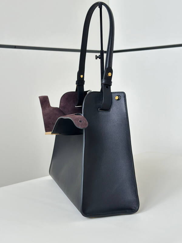 Fendi shoulder bag — Top Quality Replica