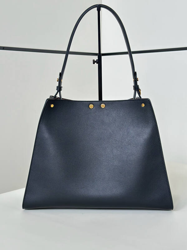 Fendi shoulder bag — Top Quality Replica