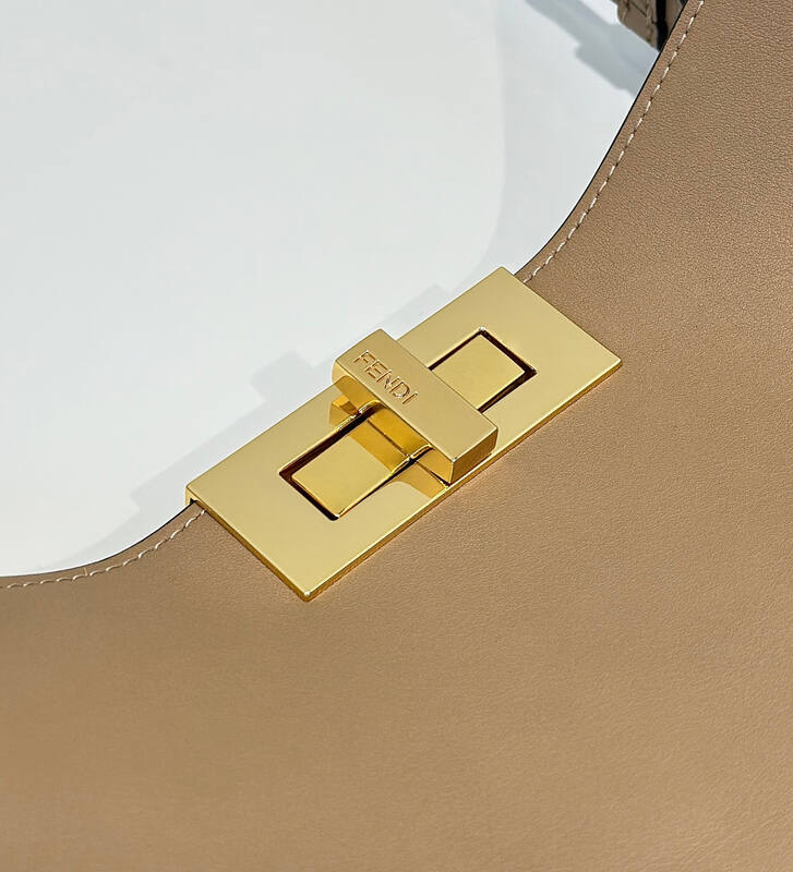 Fendi shoulder bag — AAA Quality Replica