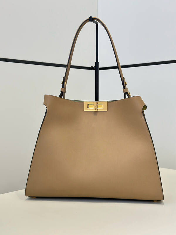 Fendi shoulder bag — AAA Quality Replica