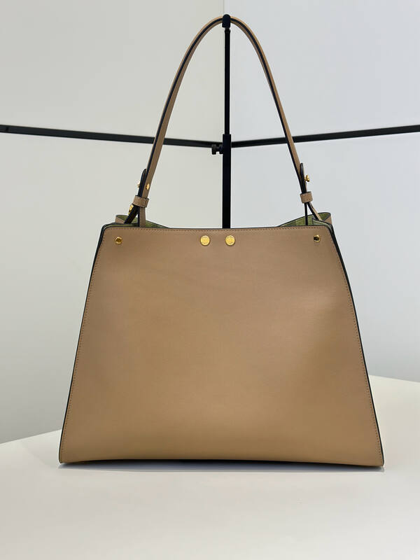 Fendi shoulder bag — AAA Quality Replica