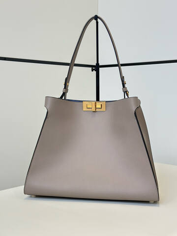 Fendi shoulder bag Top Quality Replica
