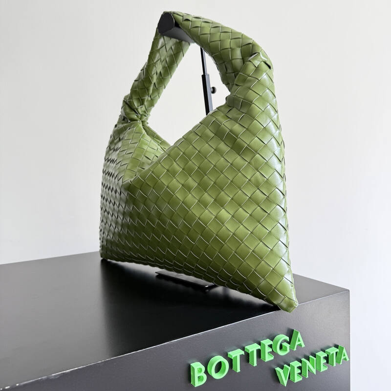 Bottega Veneta Green shoulder bag — Top Quality Replica