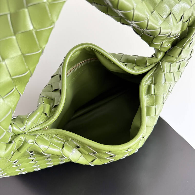 Bottega Veneta Green shoulder bag — Top Quality Replica
