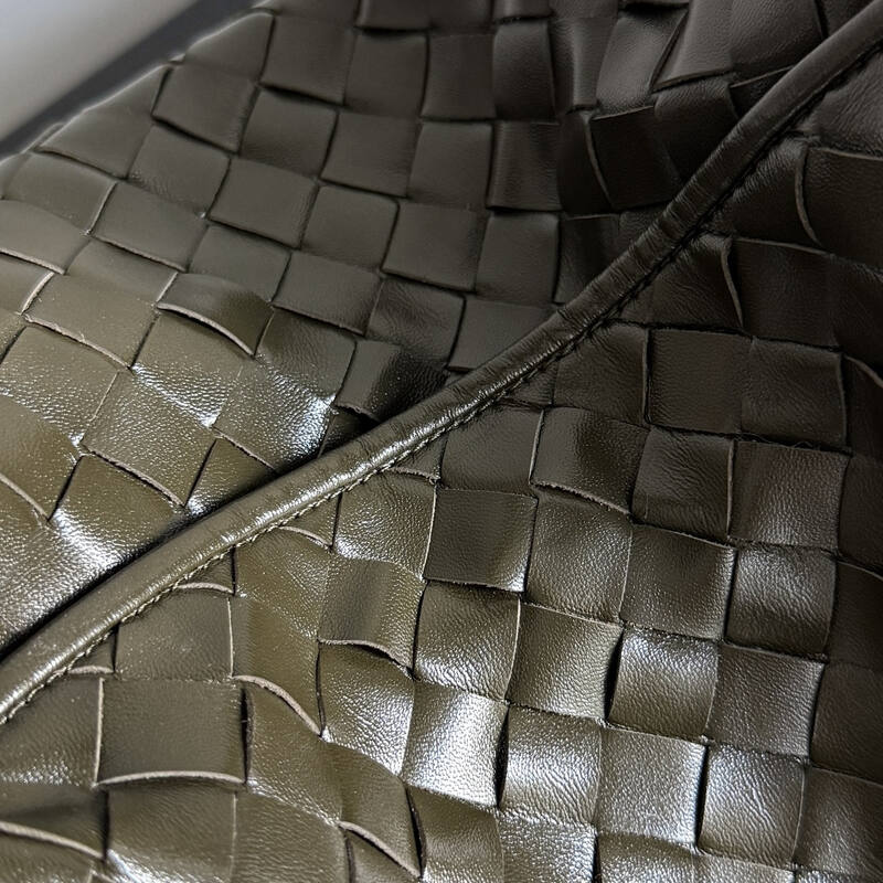 Bottega Veneta shoulder bag — Premium Replica