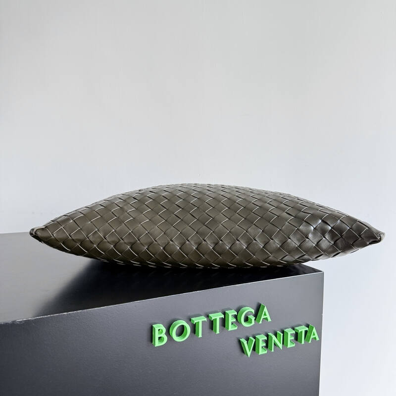 Bottega Veneta shoulder bag — Premium Replica