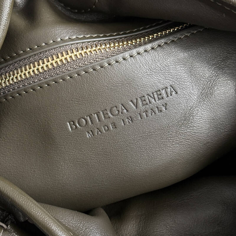 Bottega Veneta shoulder bag — Premium Replica