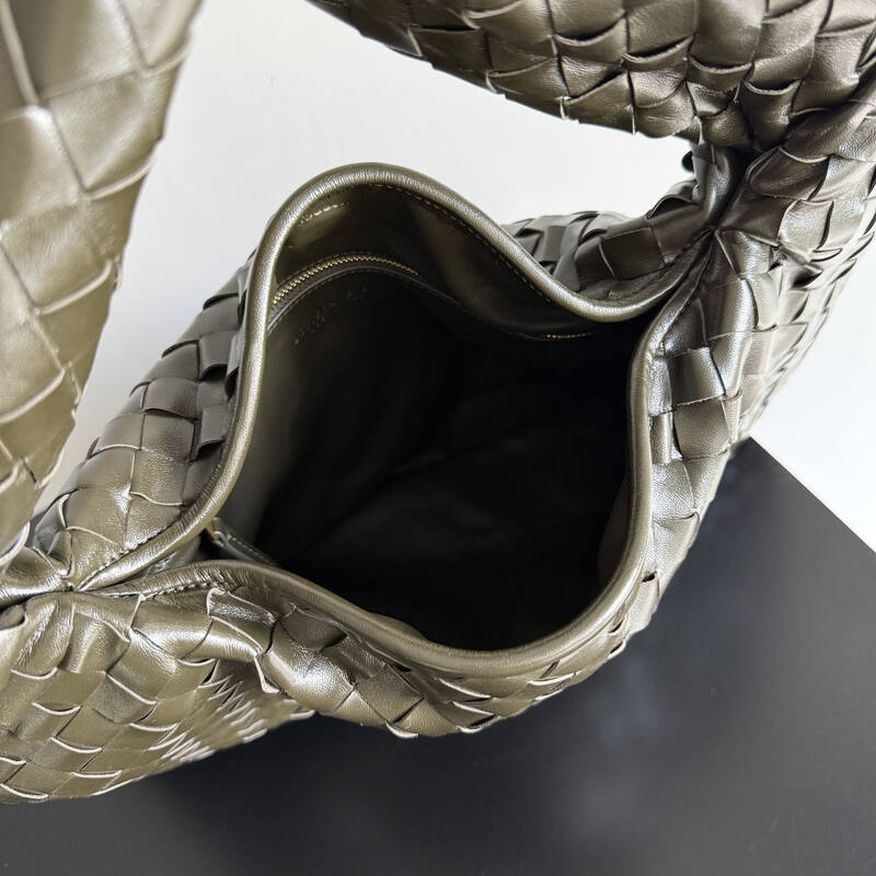 Bottega Veneta shoulder bag — Premium Replica