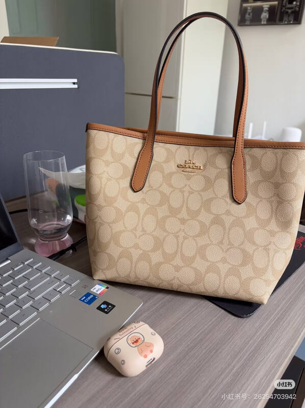 Coach Brown 25x18x10cm shoulder bag — 1:1 Replica