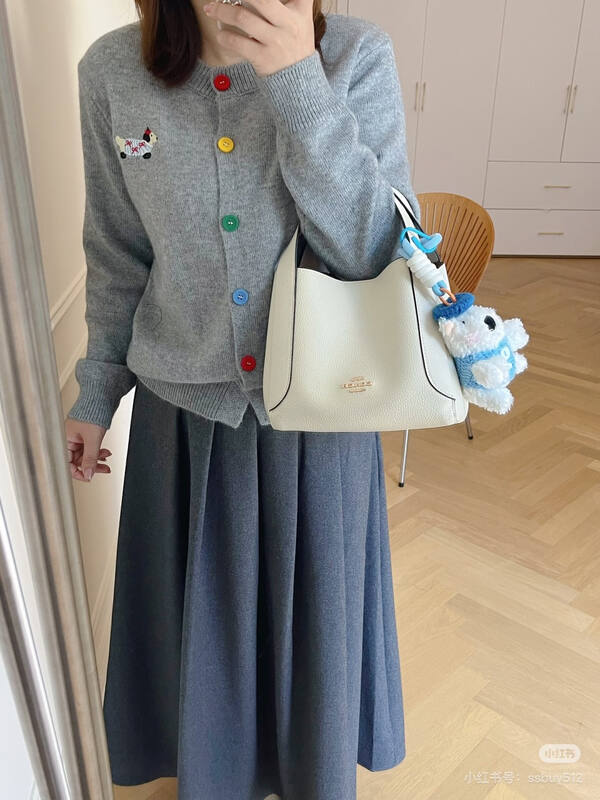 Coach White 25x18x10cm shoulder bag — Top Quality Replica