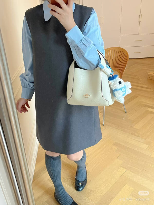 Coach White 25x18x10cm shoulder bag — Top Quality Replica