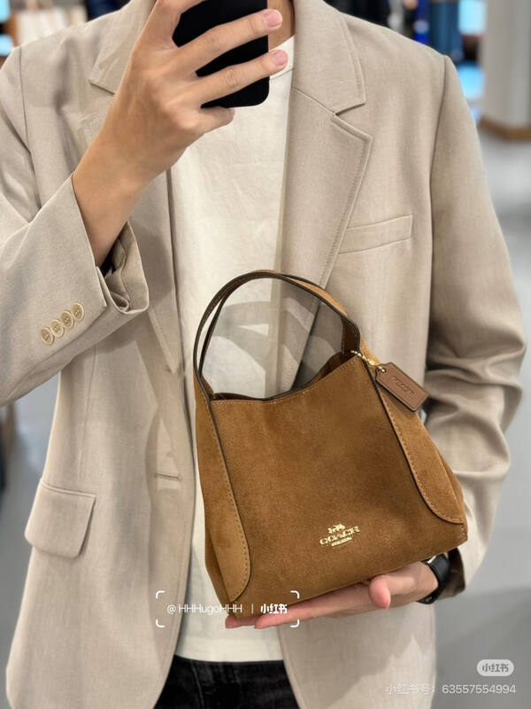 Coach Brown shoulder bag — 1:1 Replica