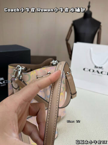 Coach Calfskin shoulder bag Top Quality Replica