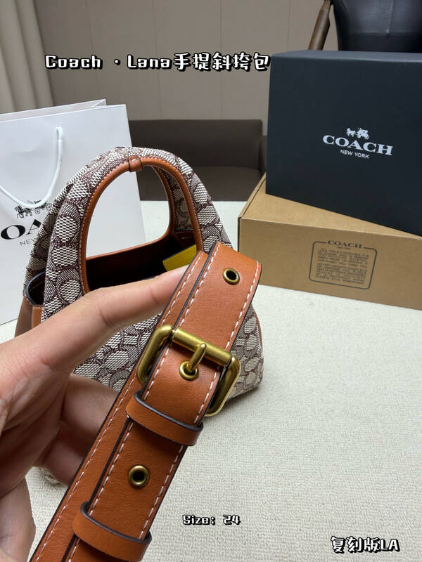 Coach Brown shoulder bag — AAA Quality Replica