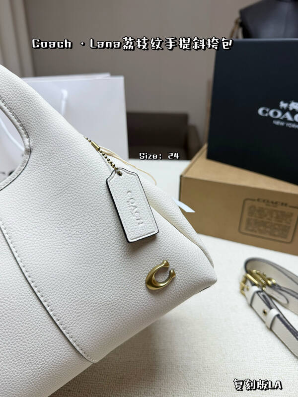 Coach White shoulder bag — AAA Quality Replica
