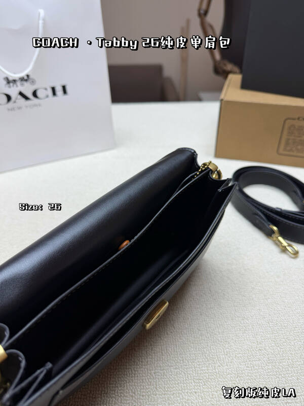 Coach Black shoulder bag — Premium Replica