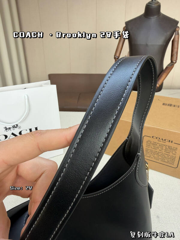 Coach Black shoulder bag — 1:1 Replica