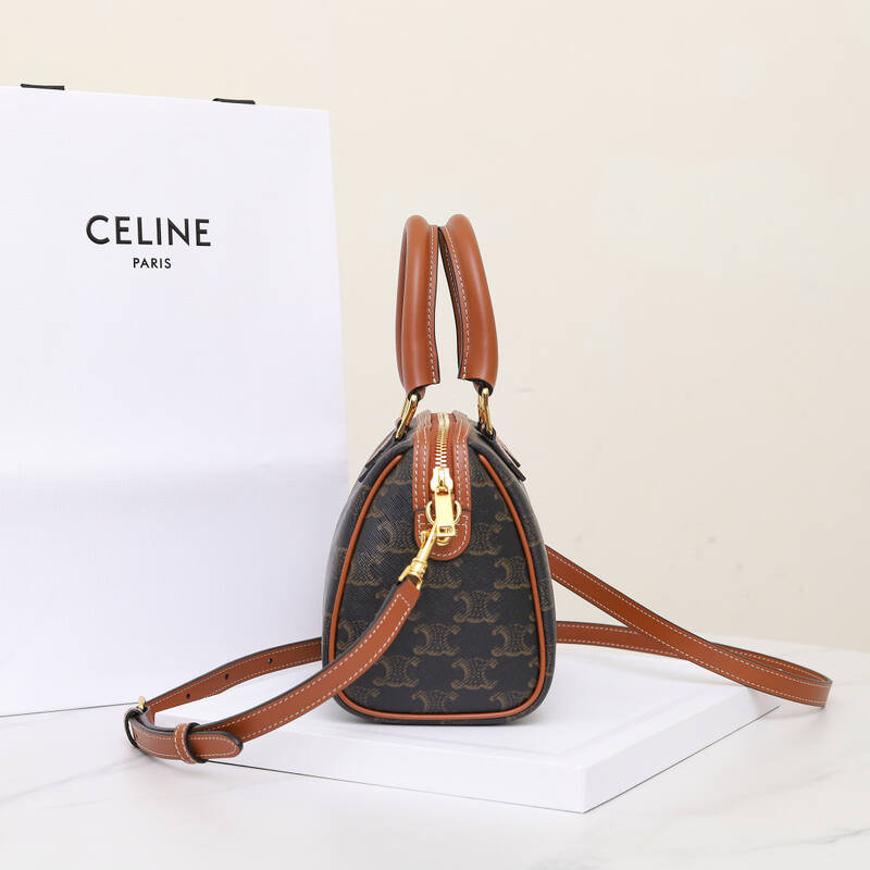 Celine shoulder bag — Top Quality Replica