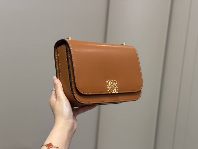 Loewe Brown 25x18x10cm shoulder bag — Top Quality Replica
