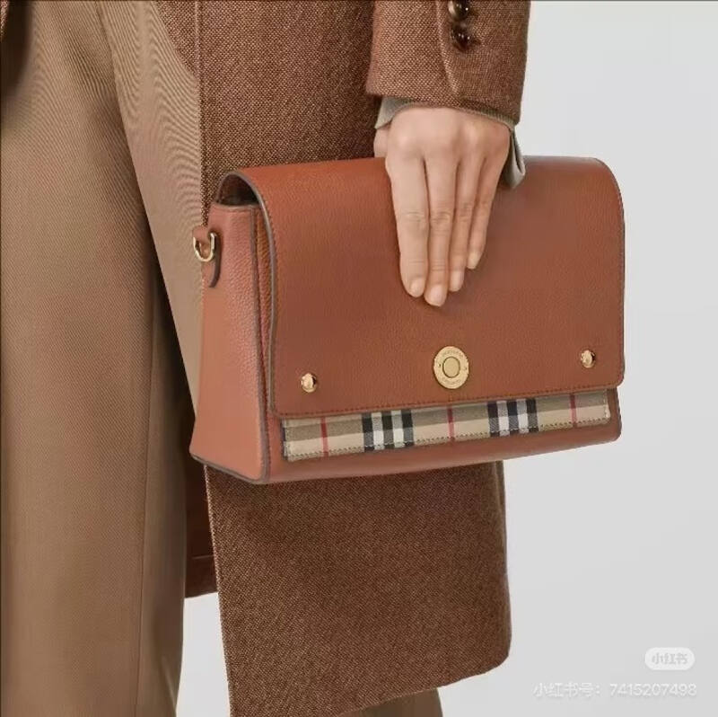 Burberry Brown shoulder bag — Premium Replica