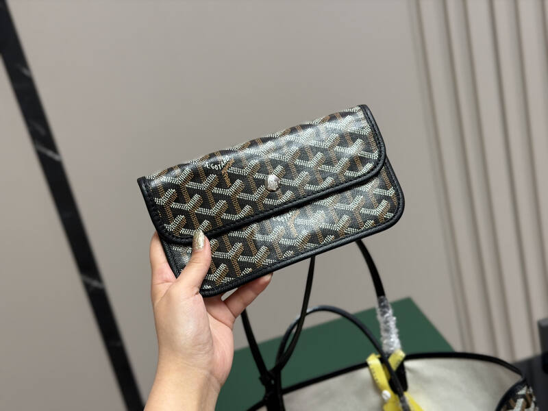Goyard Black shoulder bag — Premium Replica
