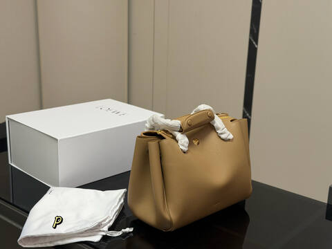 Loewe Black shoulder bag Premium Replica