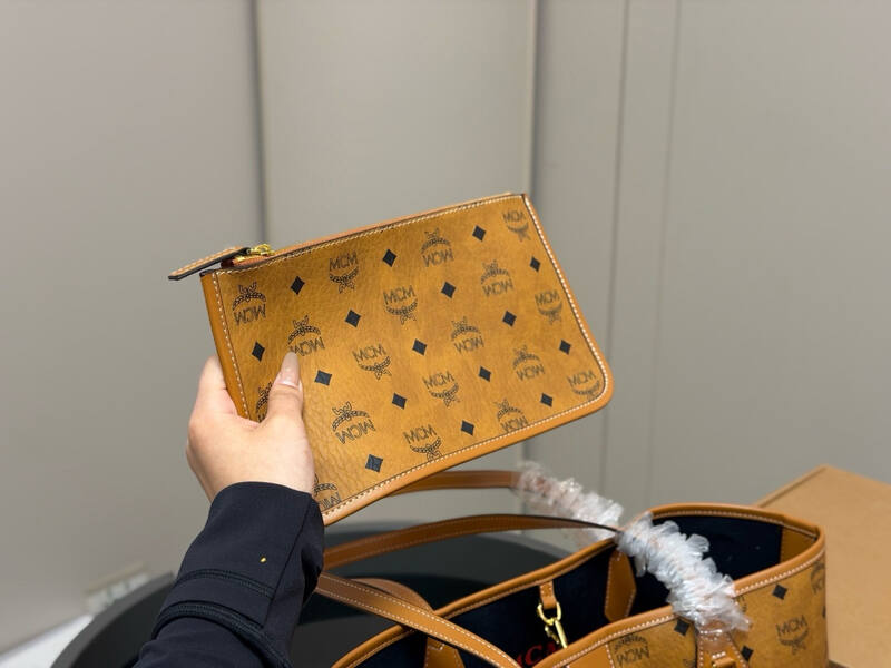 MCM Toni Visetos shoulder bag — Premium Replica