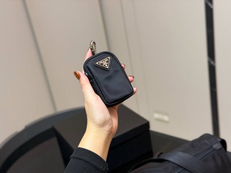 Prada Black 25x18x10cm shoulder bag — 1:1 Replica