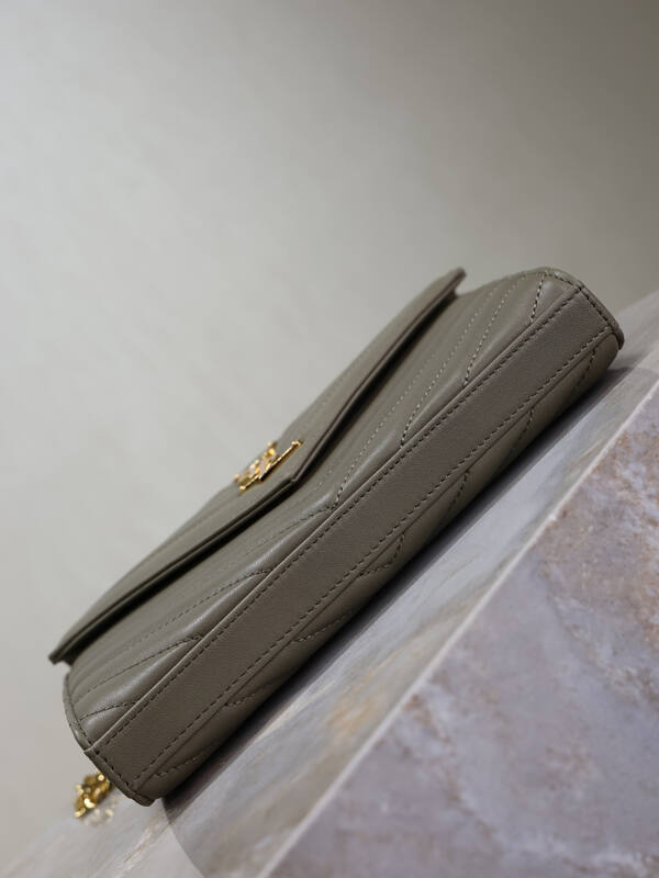 Saint Laurent Green everyday — AAA Quality Replica