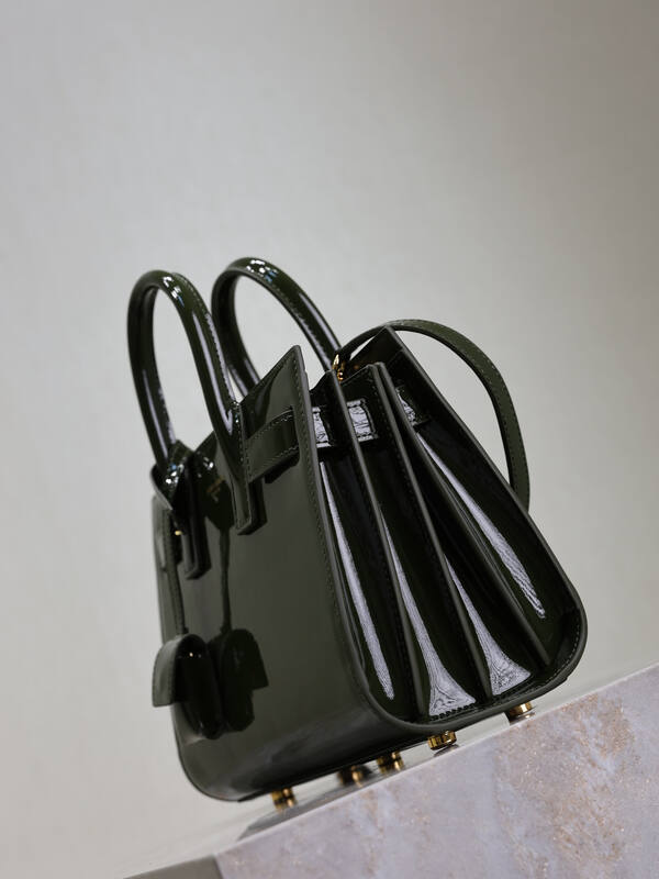 Saint Laurent Green everyday — Premium Replica
