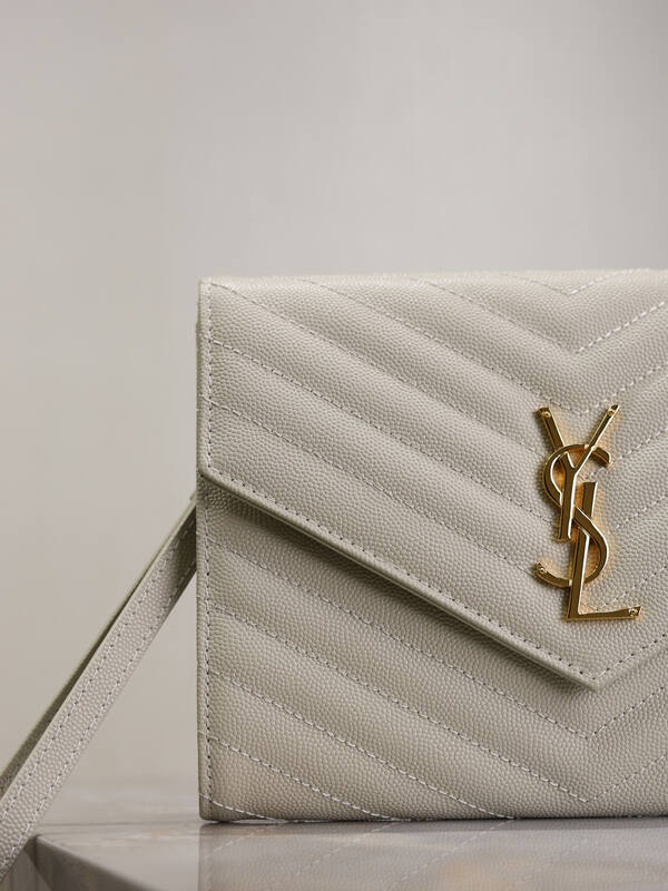 Saint Laurent White everyday — Premium Replica