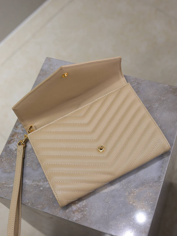 Saint Laurent Caviar everyday — 1:1 Replica