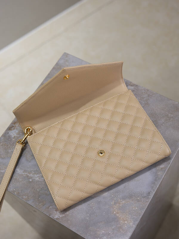 Saint Laurent Caviar everyday — Top Quality Replica