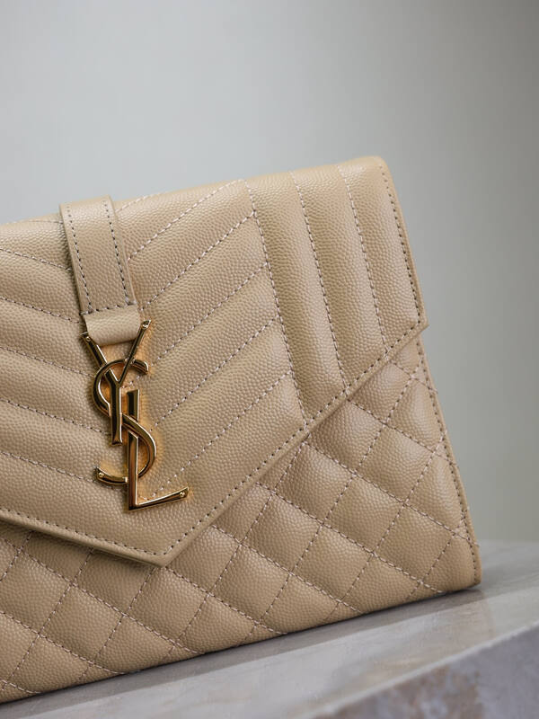 Saint Laurent Caviar everyday — Top Quality Replica